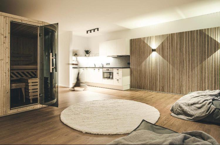Oskar Apartments ノイシュティフト・イム・シュトゥーバイタール エクステリア 写真